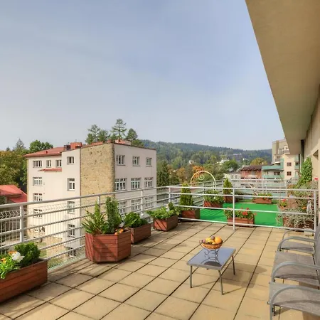 Z Tarasem 204 Apartman